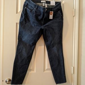 18 Skinny Jeans with Split Ankle Hem (Lane Bryant)